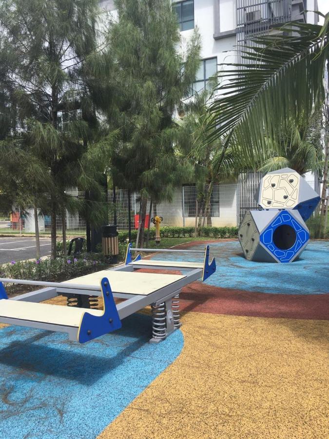 Kuantan Staycationtimurbay Екстер'єр фото